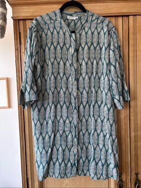 Masai - Teal and White Leaf-Print top/tunic